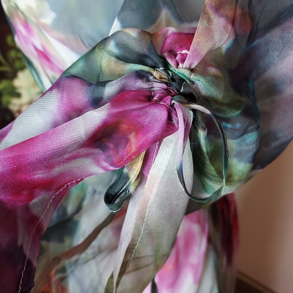 FloryDay Fairytale Gown NWT Watercolor Floral Maxi - Picture 8 of 13